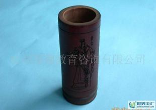 歷史人物竹雕筆筒 文教雅趣與傳統(tǒng)文化的交融